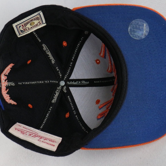 Mitchell & Ness NY KNICKS HWC Snapback Hat Onesize - Picture 5 of 5